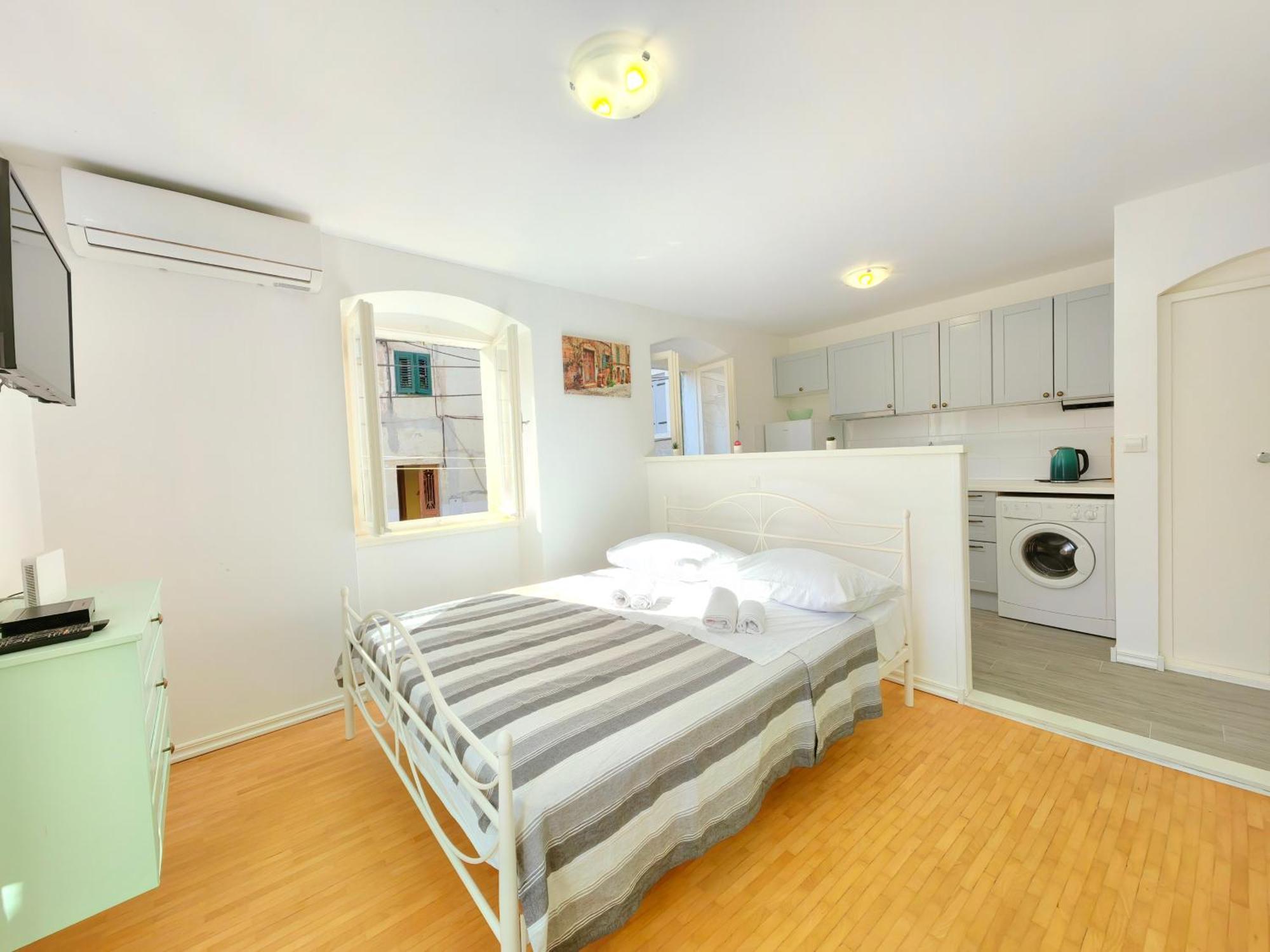 Apartment Bruna In The Old Town *